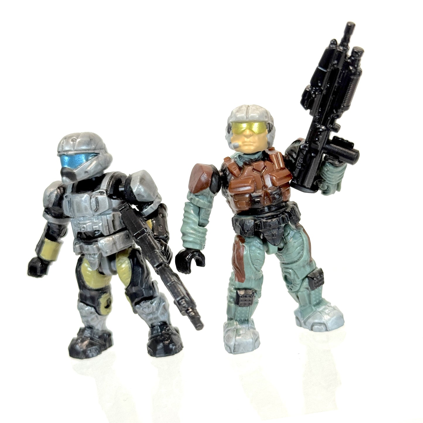 Halo Reach Falcon w/ Landing Pad & Spade V Skirmisher - Halo Mega Bloks