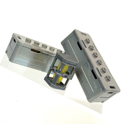 Halo Reach Falcon w/ Landing Pad & Spade V Skirmisher - Halo Mega Bloks