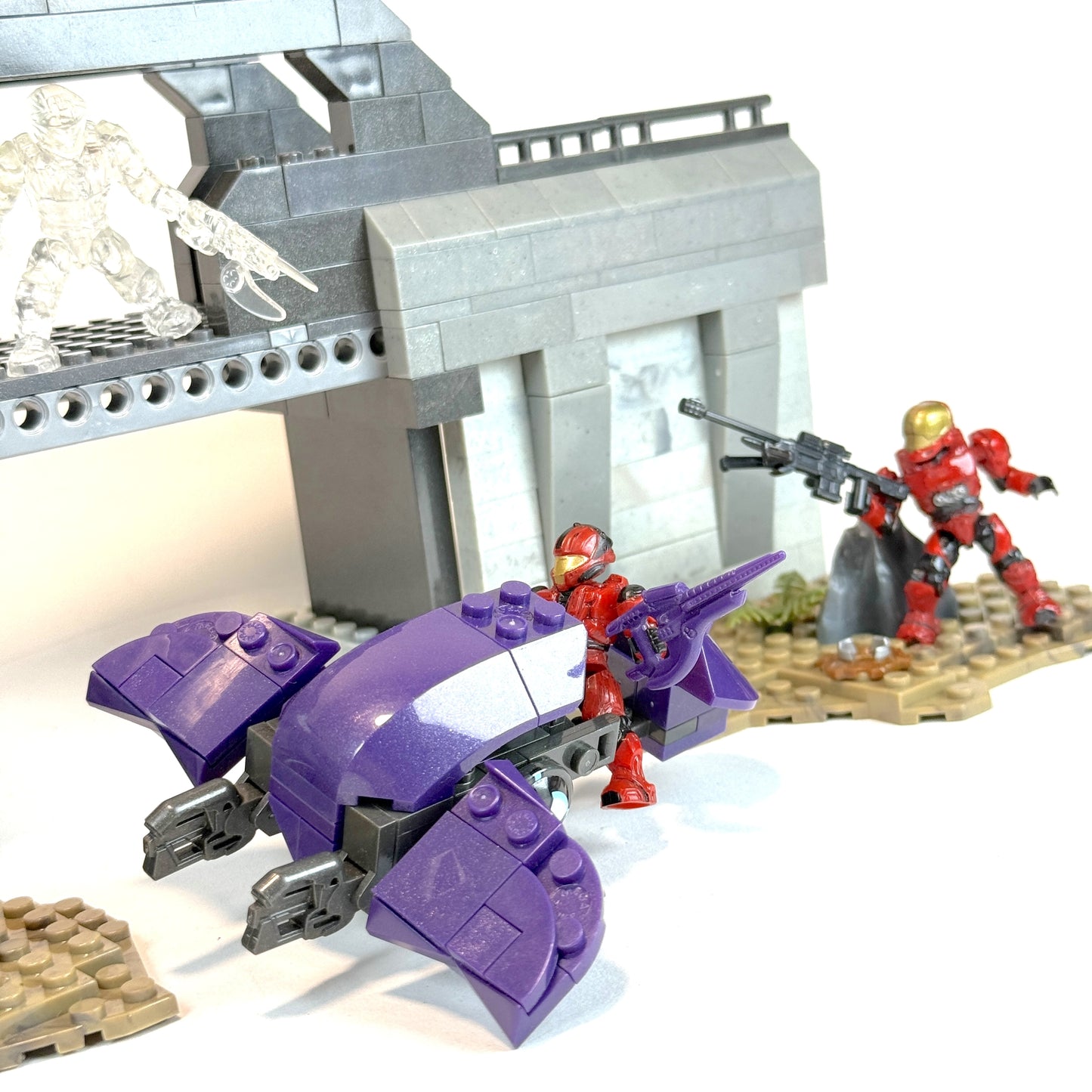 Assault on High Ground Red VS Blue MOC - Halo Mega Bloks