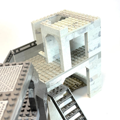 Assault on High Ground Red VS Blue MOC - Halo Mega Bloks