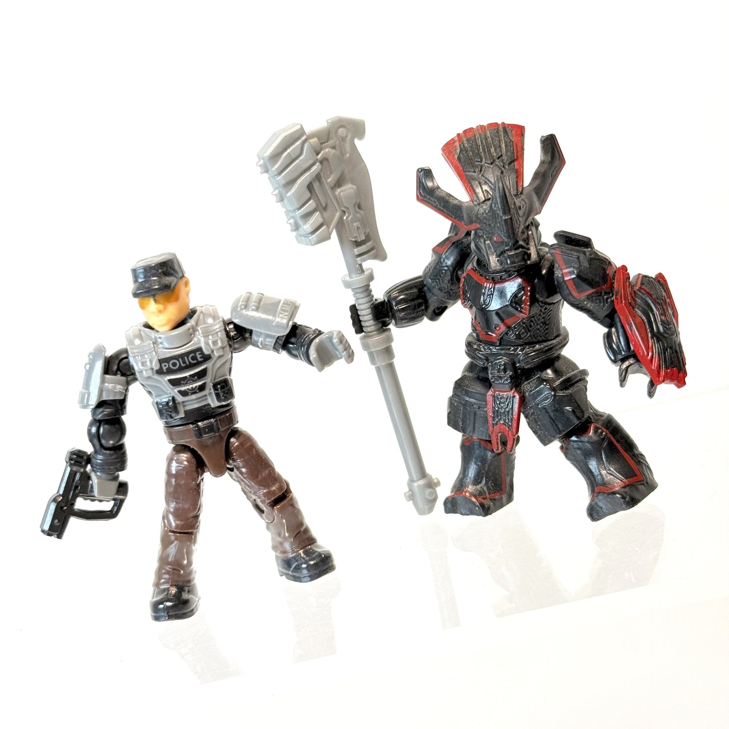NEW MOMBASSA ASSAULT - NMPD Cruiser - Metallic Drop Pod - Halo Mega Bloks
