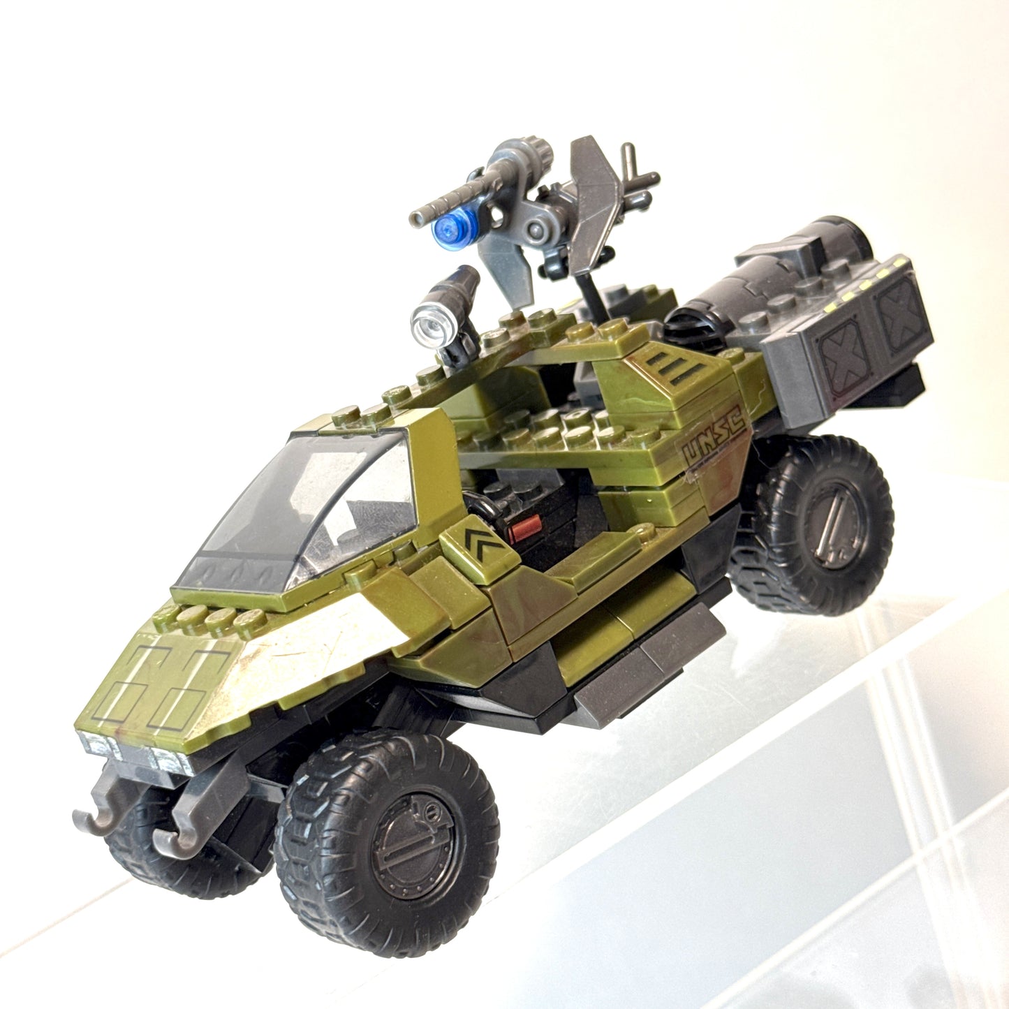 UNSC Gausshog VS Covenant Locust 100% Complete - Halo Mega Bloks