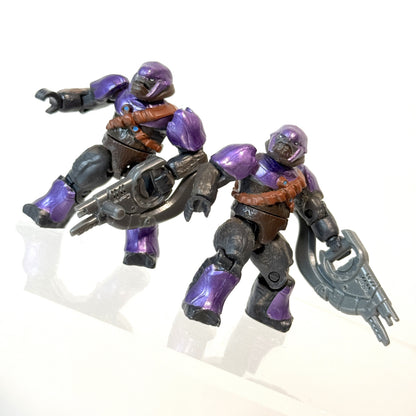 Halo Wars Bundle - UNSC Arctic Wolverine, Red Troop Transport - Mega Bloks
