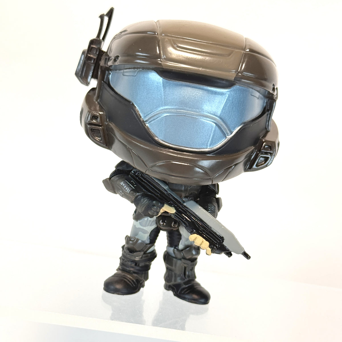Halo Funko Pop Collection - Chase Red Sword, Chief, Johnson