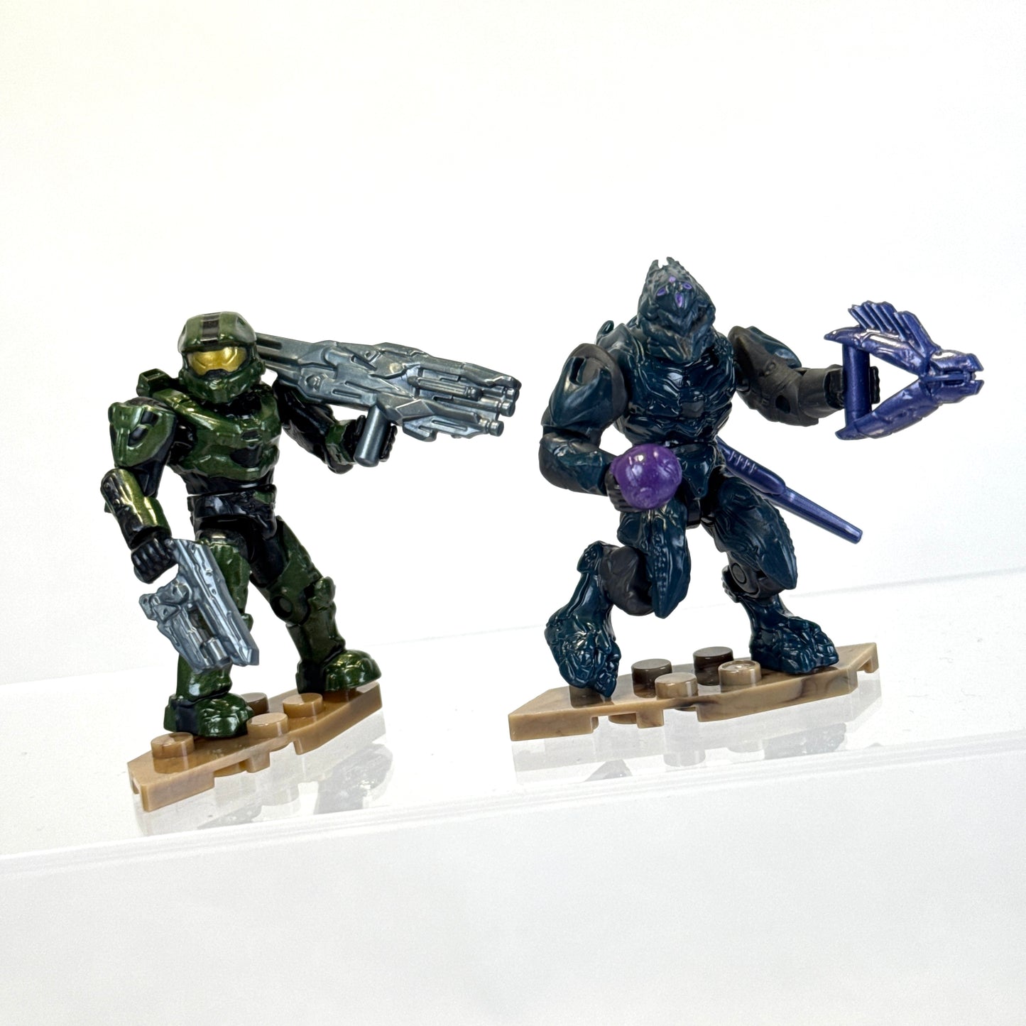 Halo Forward Unto Dawn Signature Series Figures - Master Chief & Elite Zealot