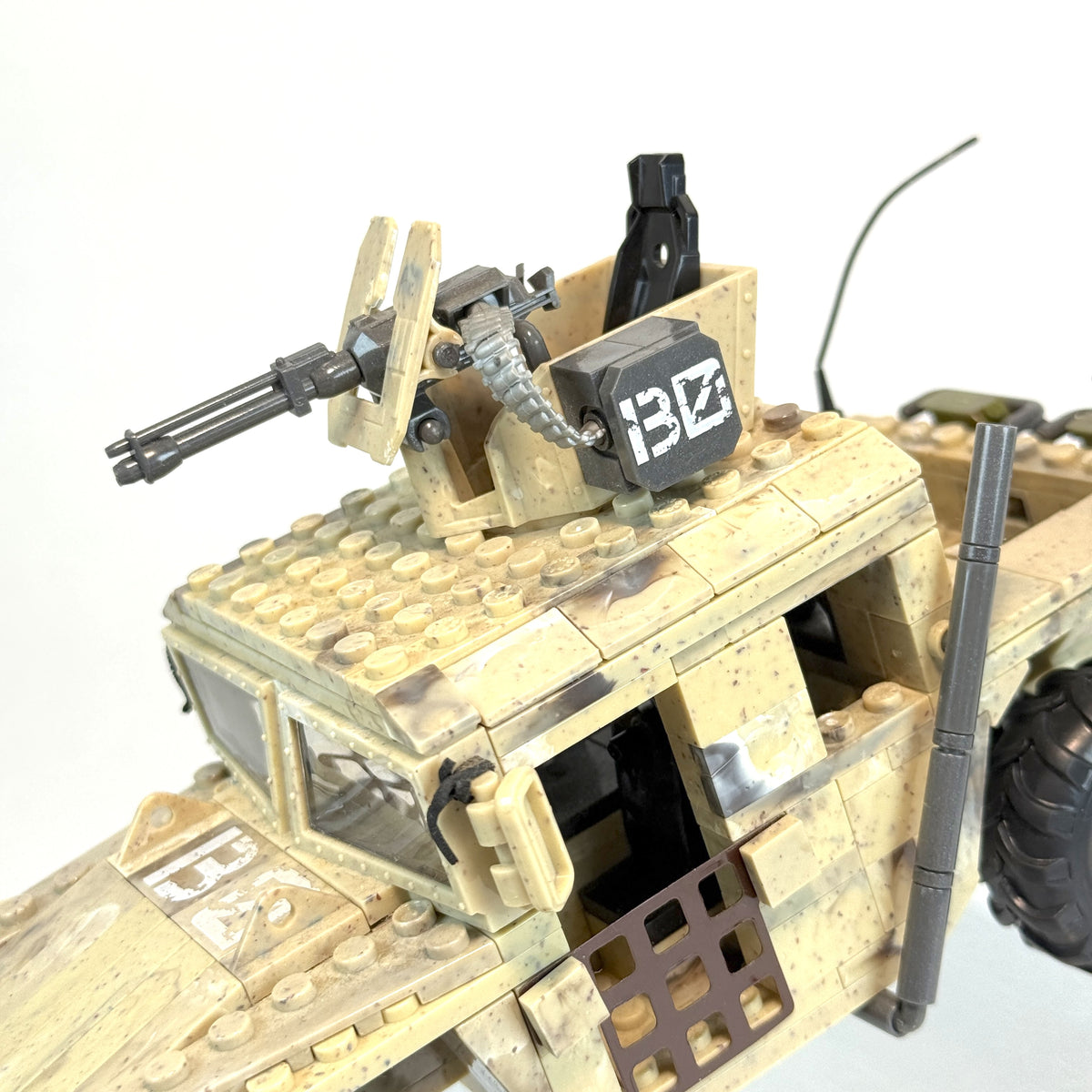 Desert Tank & Battle Tank Figures and Pieces - Call of Duty Mega Bloks