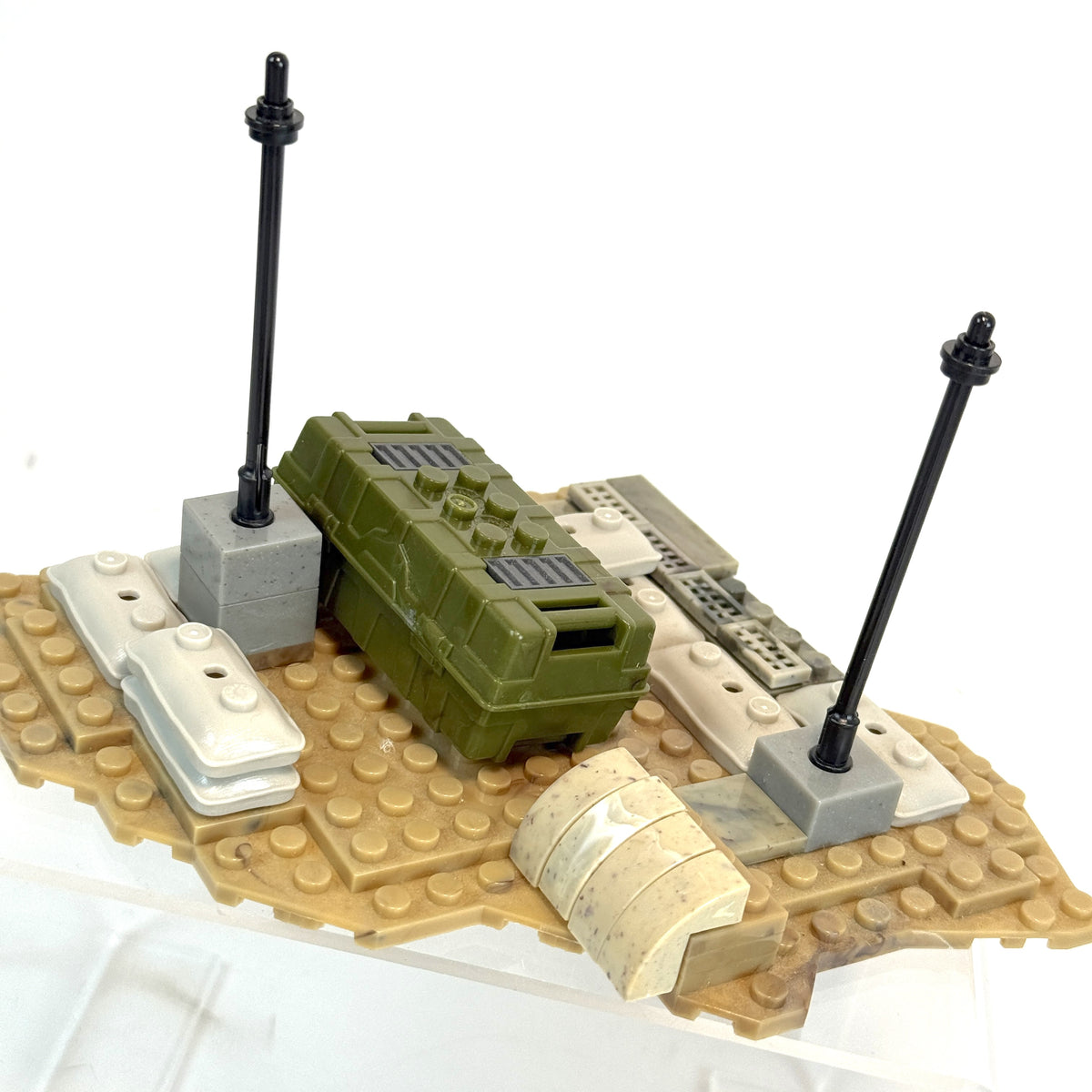 Desert Tank & Battle Tank Figures and Pieces - Call of Duty Mega Bloks