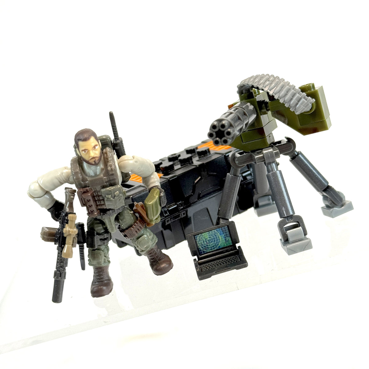 Desert Tank & Battle Tank Figures and Pieces - Call of Duty Mega Bloks
