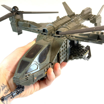 Halo Reach Falcon w/ Landing Pad & Spade V Skirmisher - Halo Mega Bloks