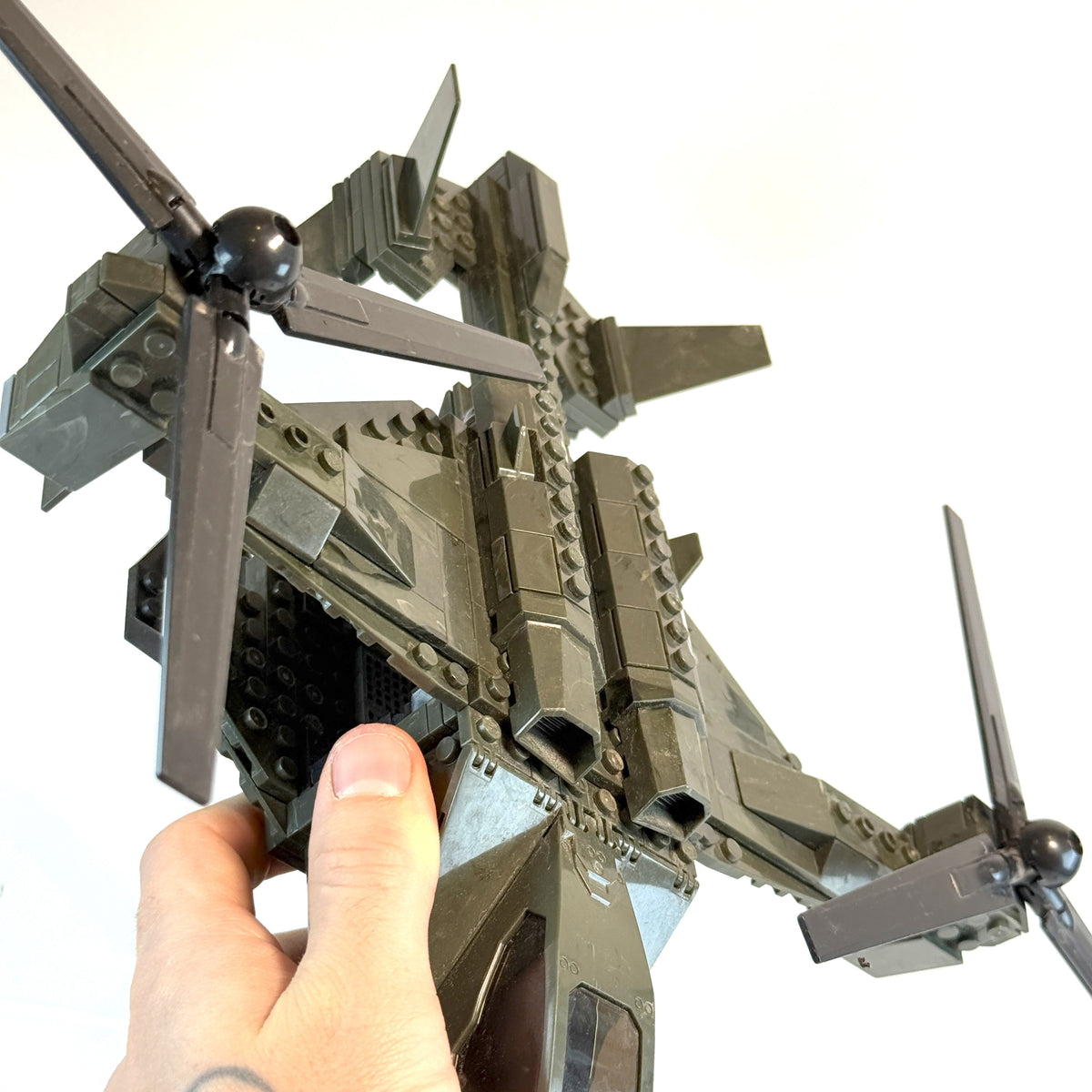 Halo Reach Falcon w/ Landing Pad & Spade V Skirmisher - Halo Mega Bloks