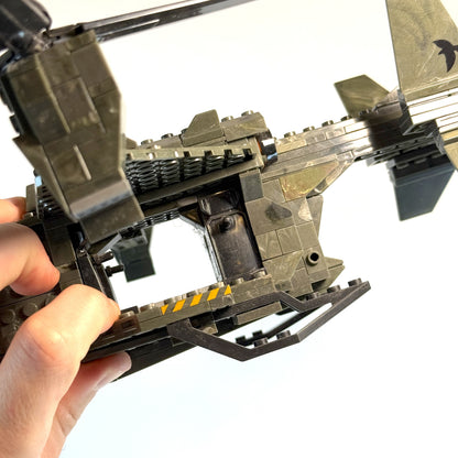 Halo Reach Falcon w/ Landing Pad & Spade V Skirmisher - Halo Mega Bloks
