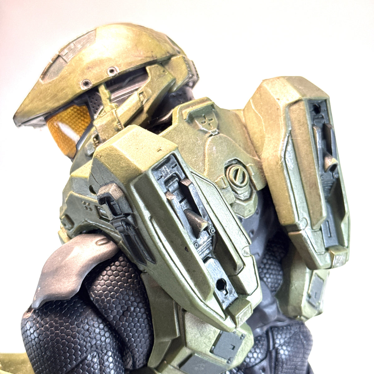 HUGE NECA Halo Master Chief 100% Complete