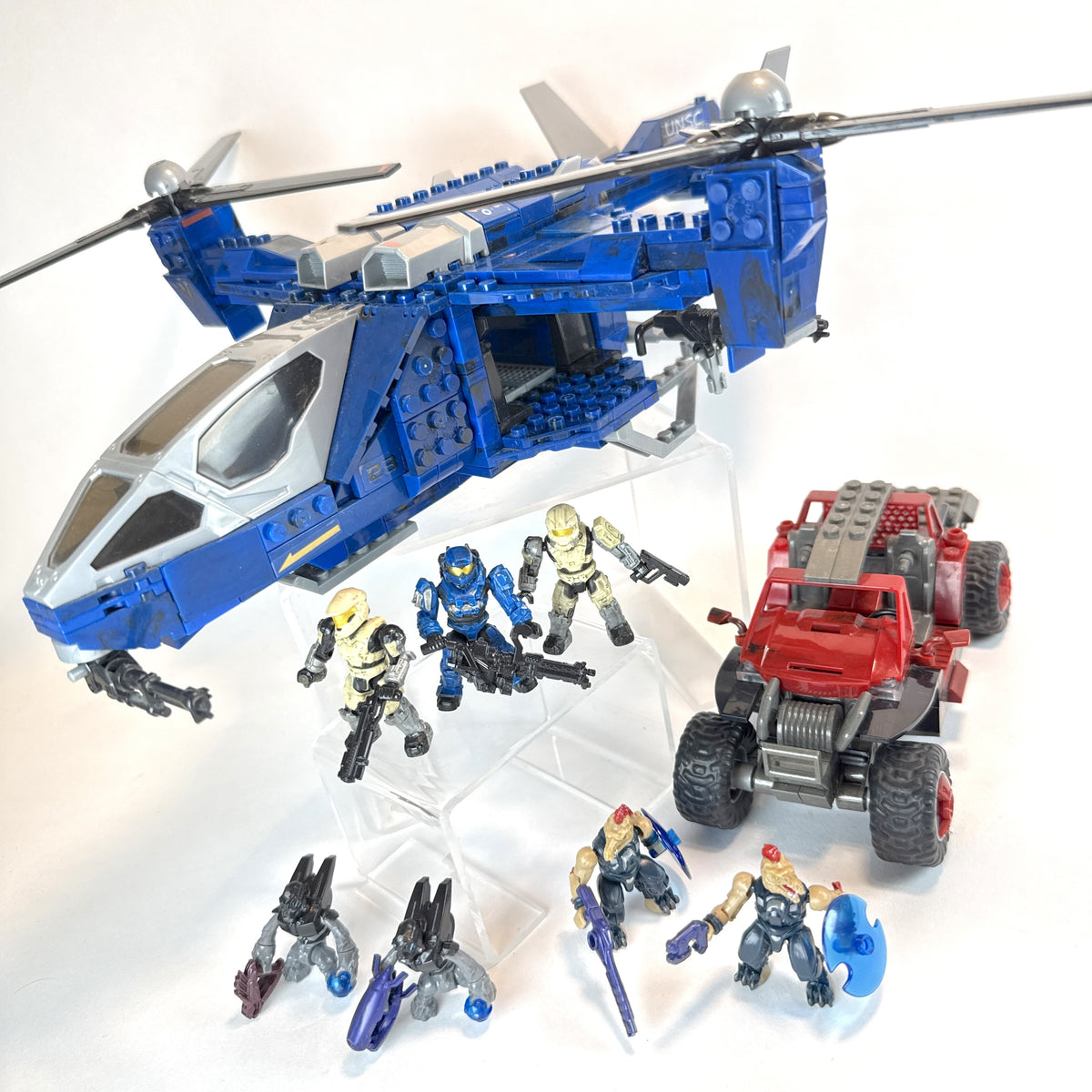 Blue Series Falcon & Red Team Spade - Halo Mega Bloks