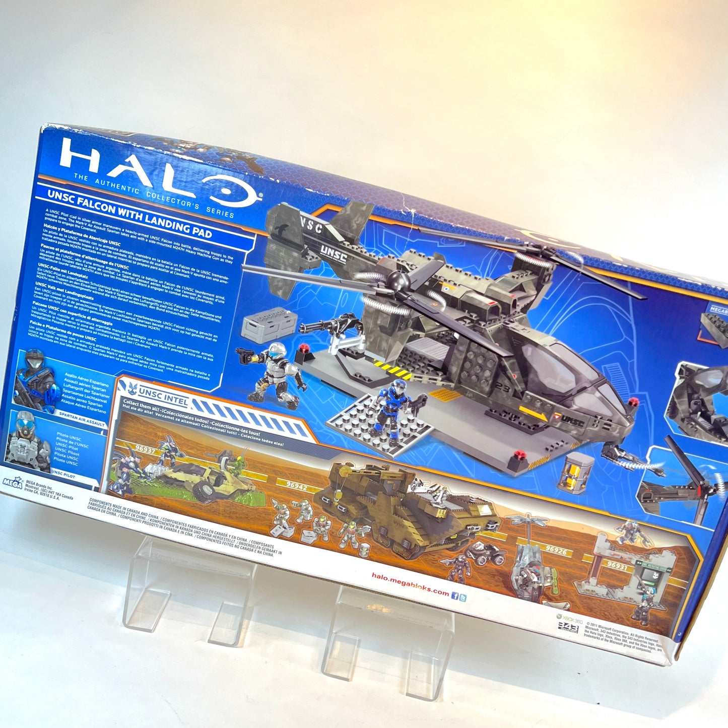 UNSC Falcon w/ Landing Pad - NEW in box - Halo Mega Bloks
